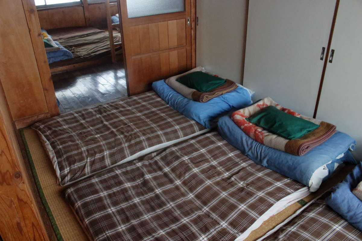 ３人部屋の「１号室」を一人で使わせていただきました