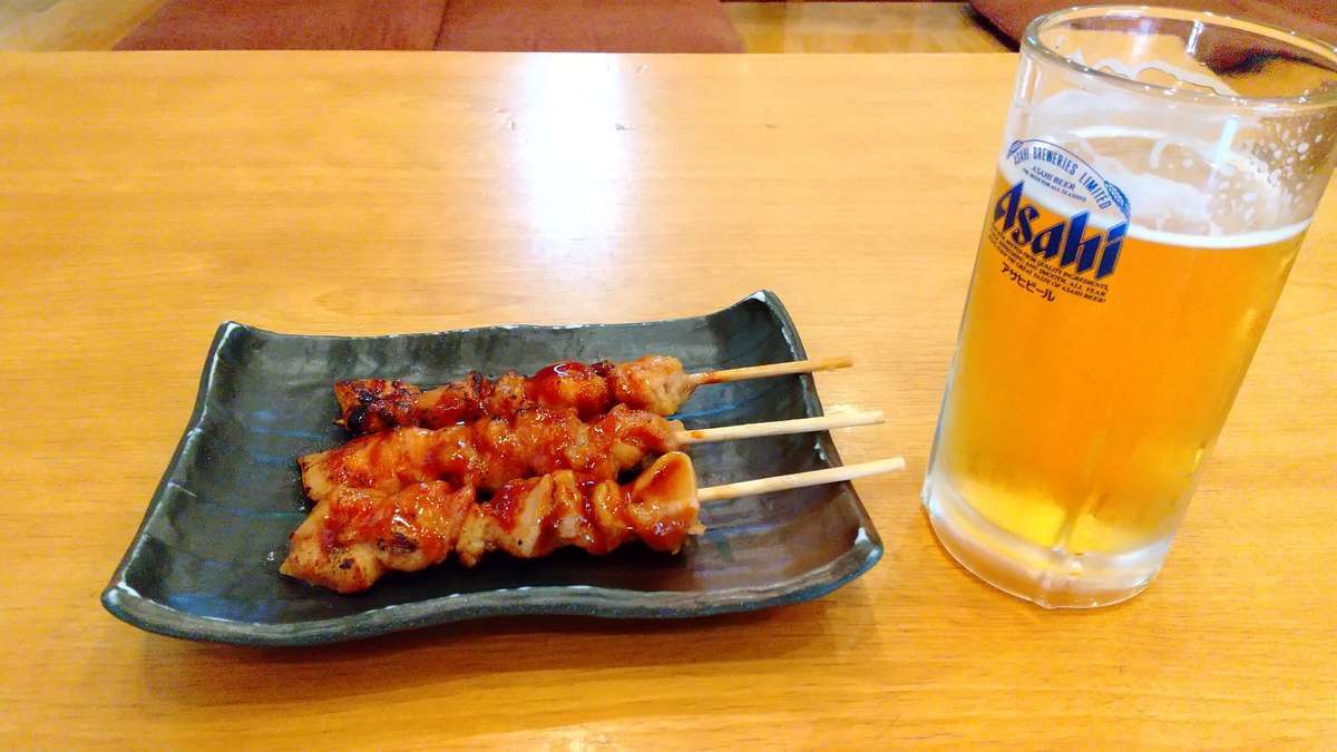 併設のお食事処でビールと蕎麦で乾杯！