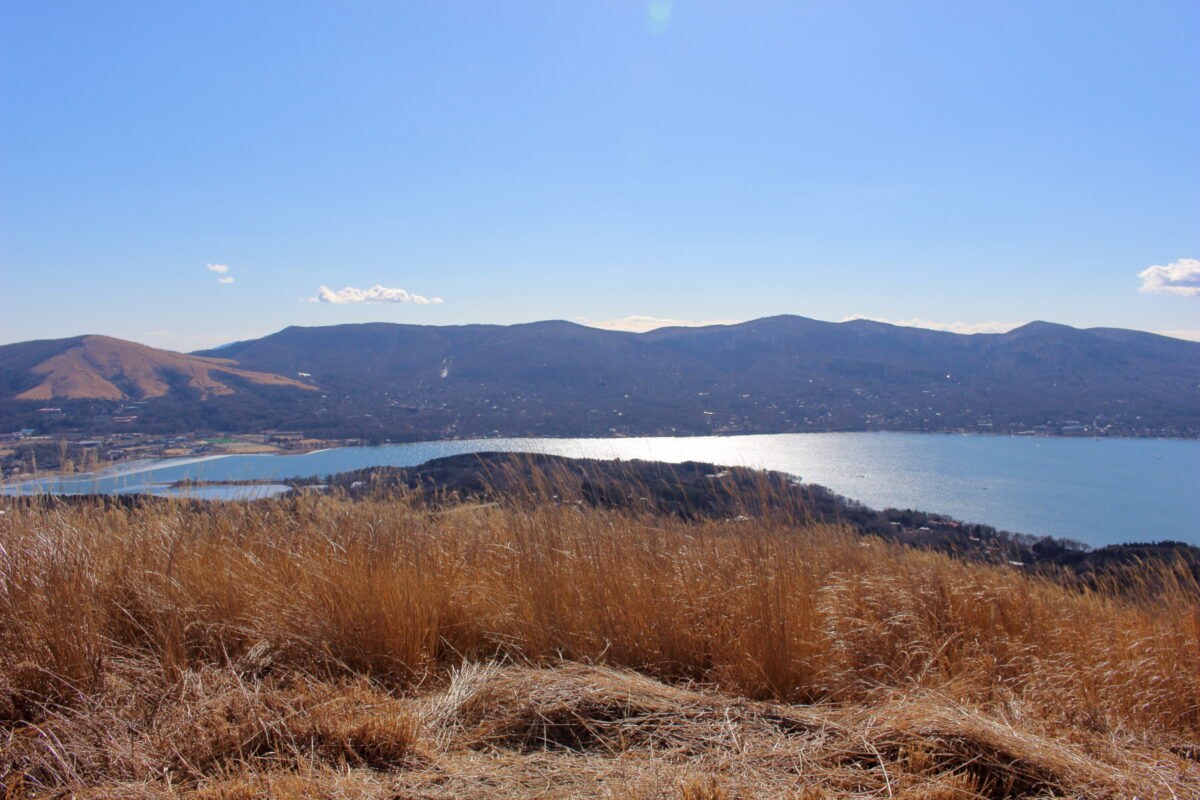 大平山山頂からの山中湖対岸の眺め