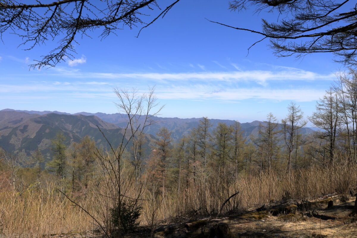 御前山山頂からの北東側の眺め