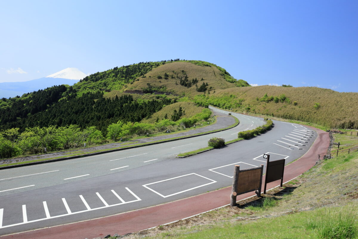 芦ノ湖展望公園の駐車場と富士見ヶ丘公園があった丘