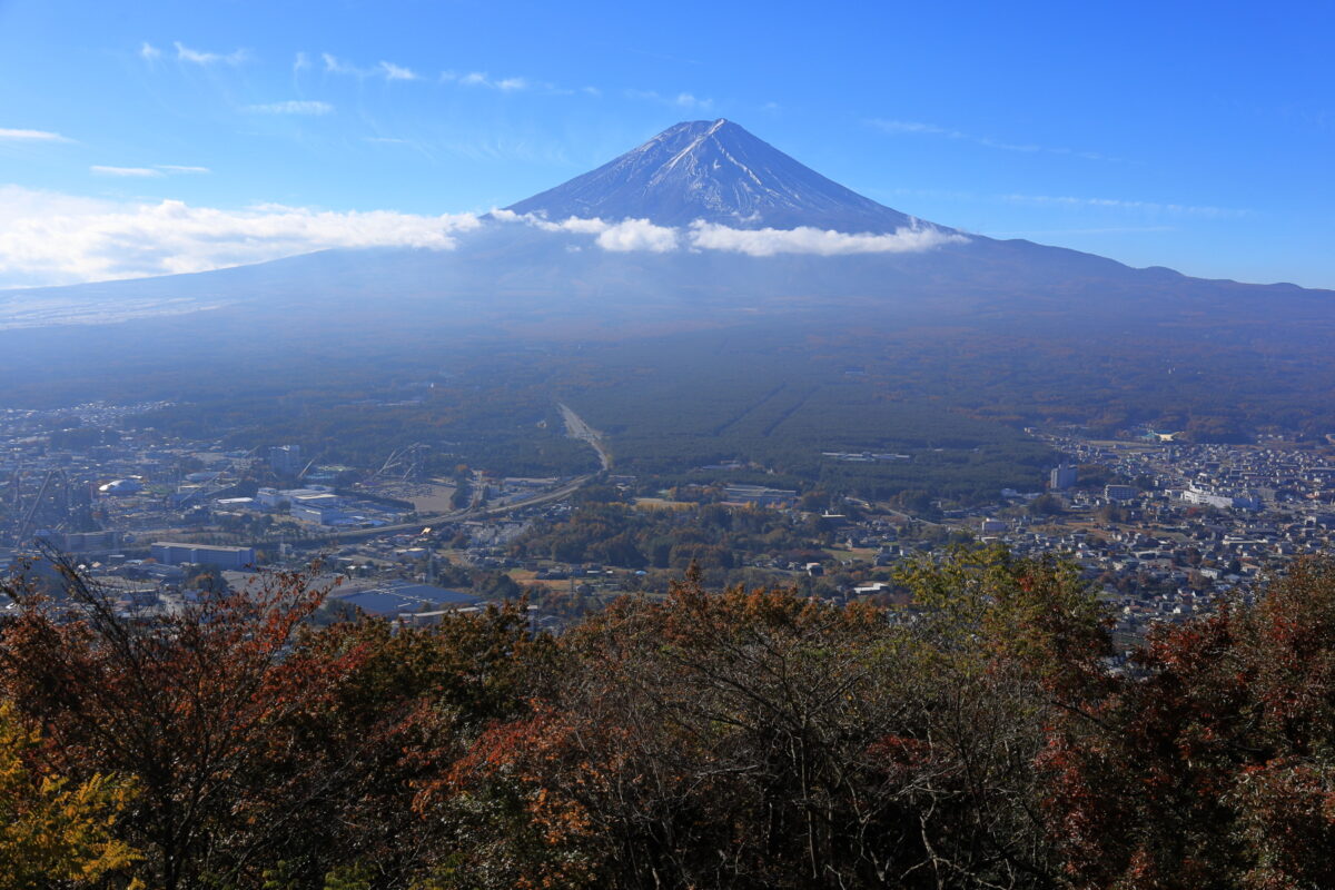 富士見台駅展望台からの素晴らしい富士山の眺め