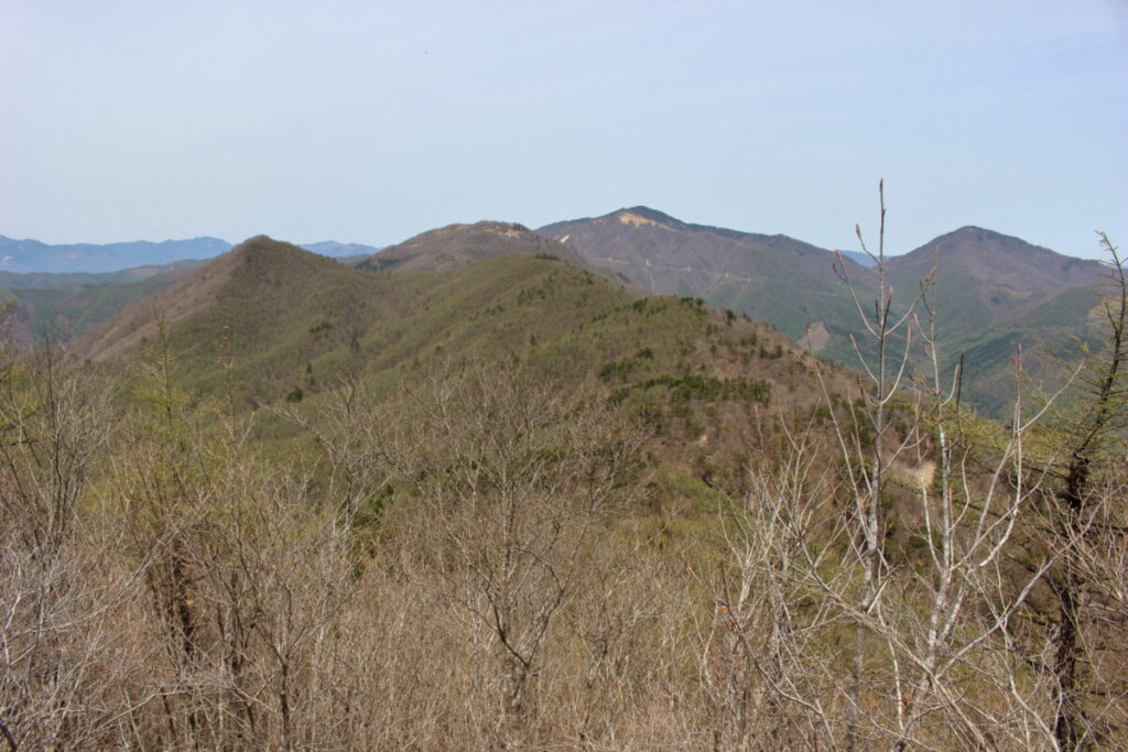 滝子山山頂からの北側の眺望