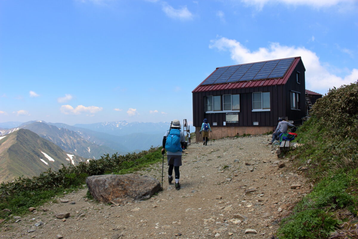 谷川連峰 天神尾根ルートで快晴の谷川岳から絶景を満喫する山旅 ひさのゆる登山日記