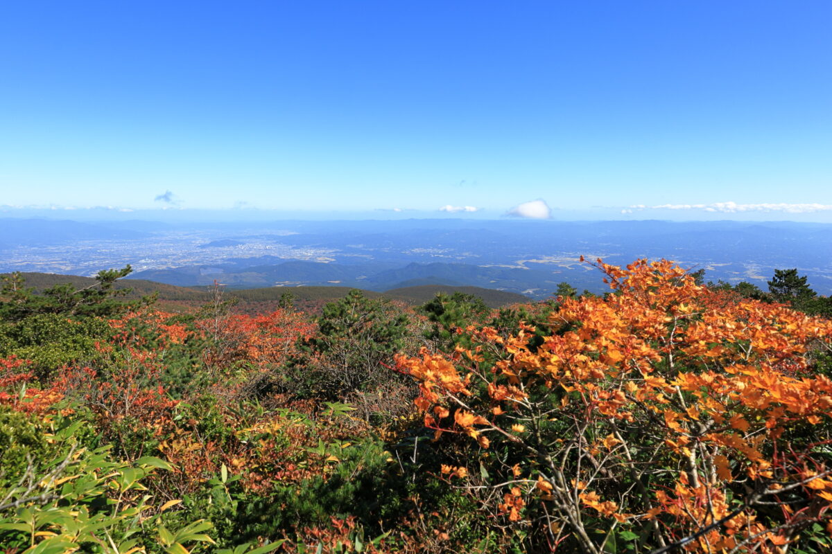 安達太良山中腹からの下界の眺め
