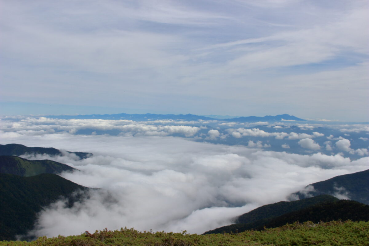 蝶ヶ岳山頂からの安曇野方面の眺め