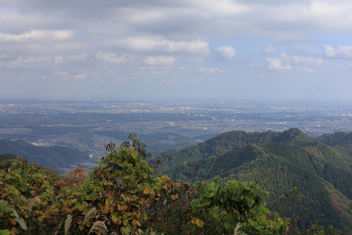 景信山からの関東平野の眺め